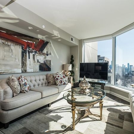 Premium 2Bdrm In Yorkville Toronto Zewnętrze zdjęcie